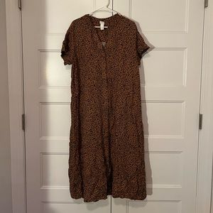 H&M Leopard Print Midi T Shirt Dress